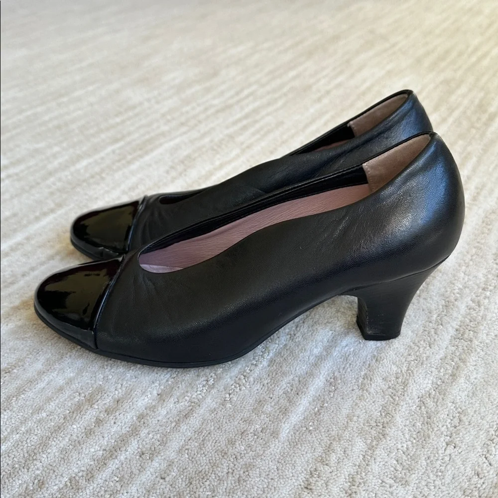 EUC Beautifeel Maya Black Leather/Patent Cap Toe Slip On Pump Heels 38 | 7-7.5